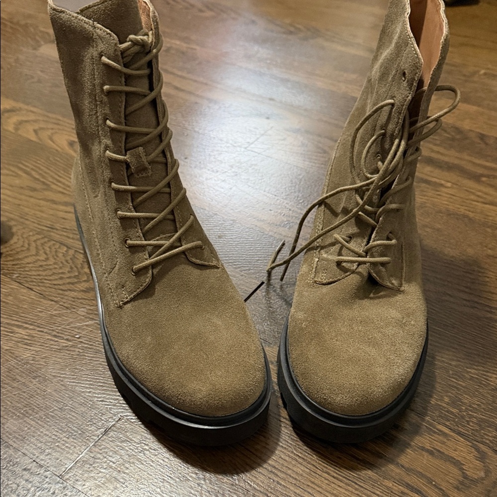 Madewell Tan Suede Lace Up Boots